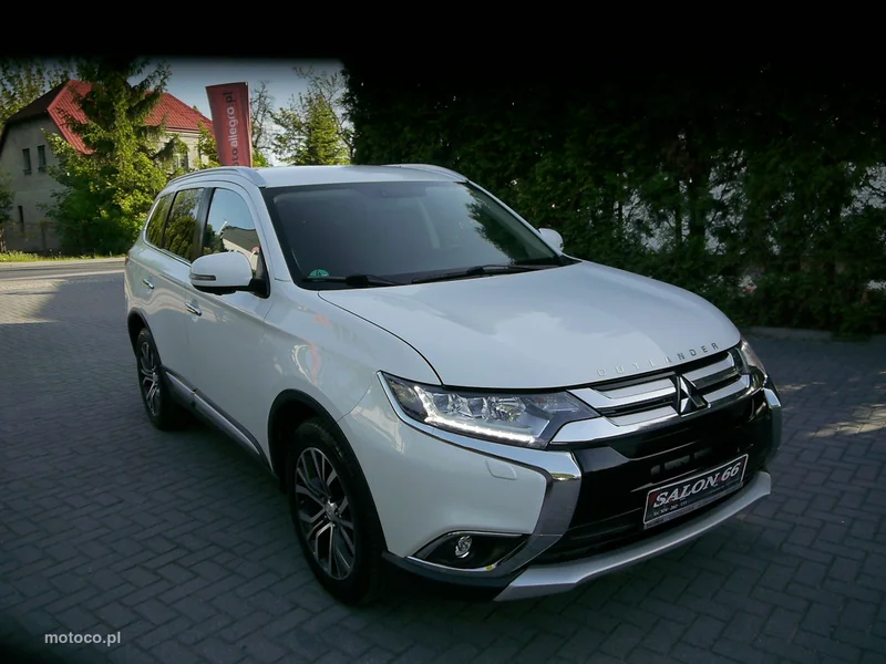 Mitsubishi Outlander 3