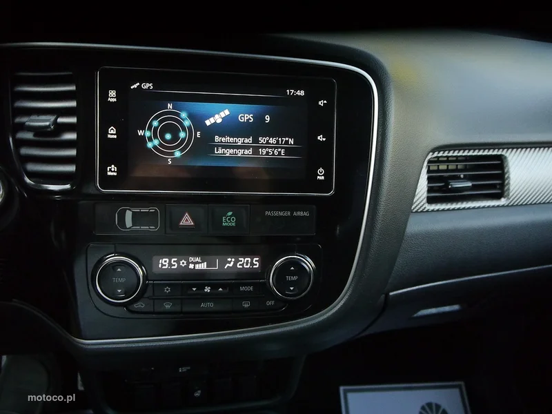 Mitsubishi Outlander 25