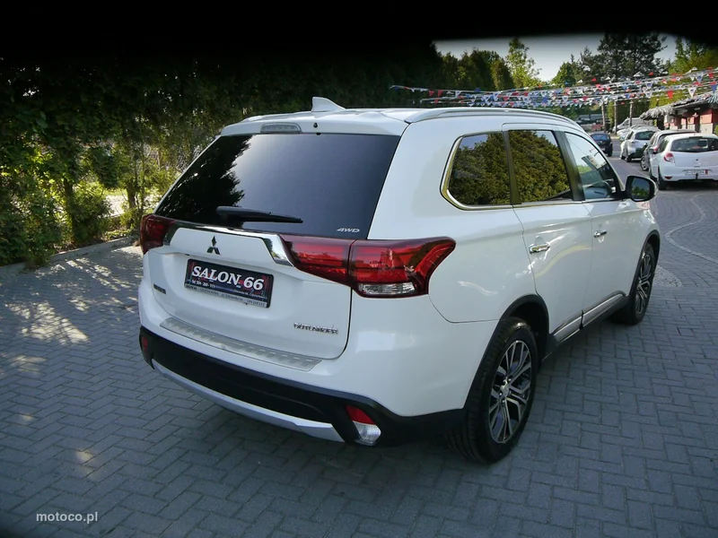 Mitsubishi Outlander 5