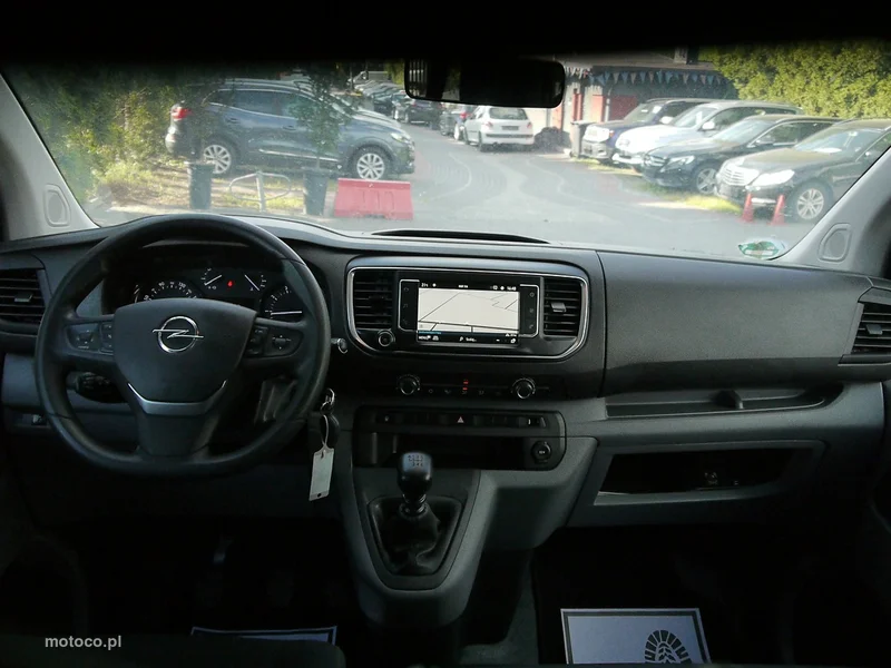Opel Vivaro 24