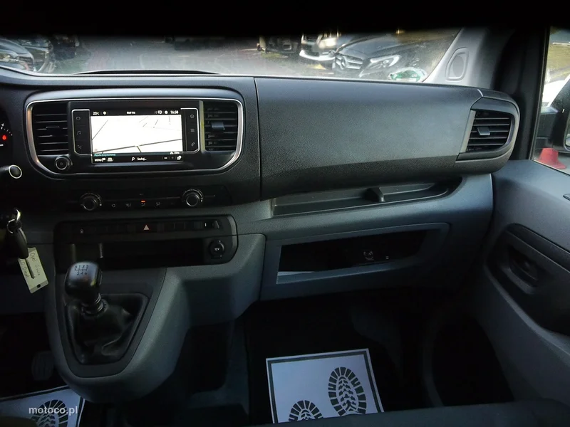 Opel Vivaro 26