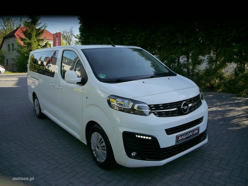Opel Zafira C Tourer 17