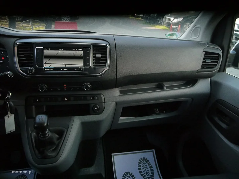 Opel Zafira C Tourer 26