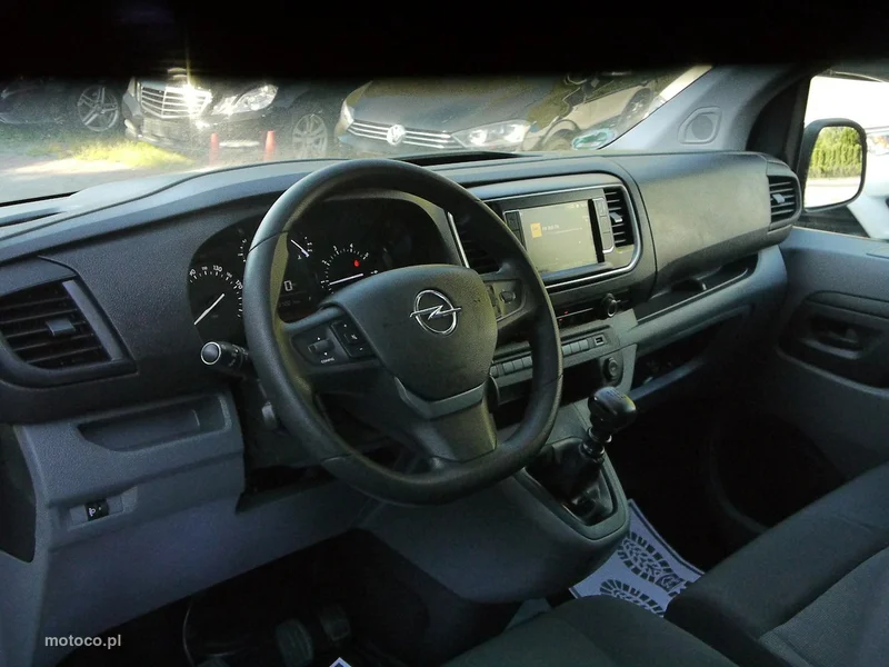Opel Zafira C Tourer 39