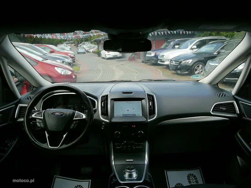 Ford S-Max II 20