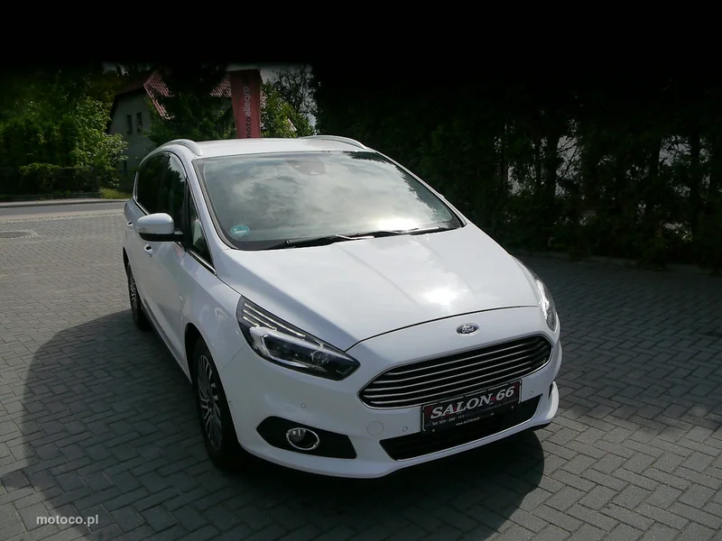 Ford S-Max II 3