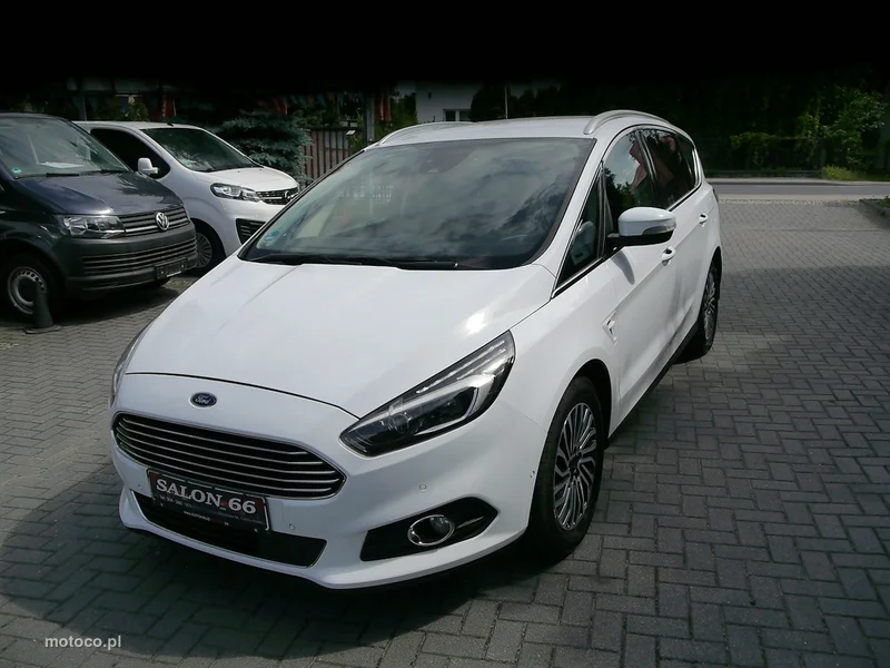 Ford S-Max II 4