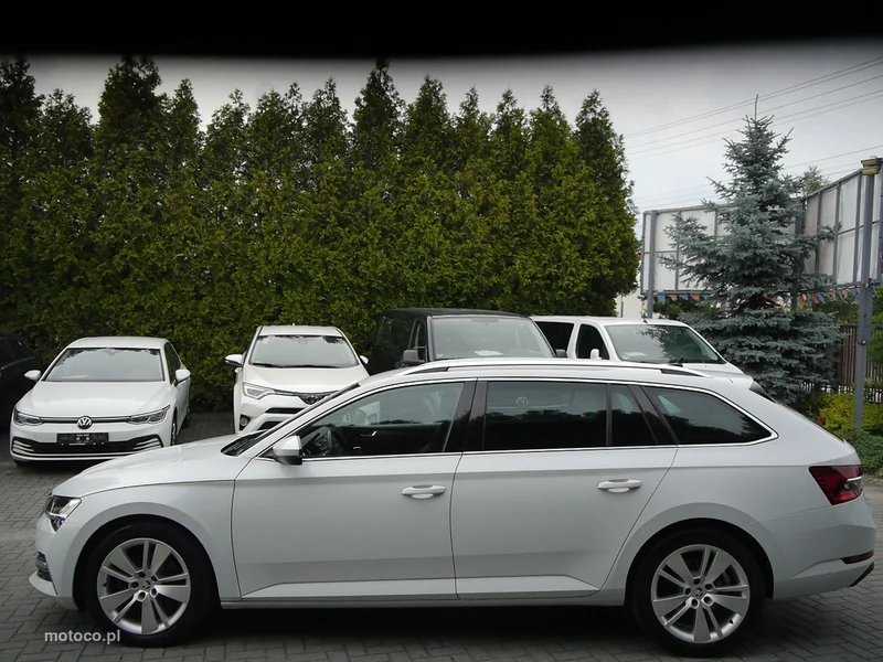 Skoda Superb III 12