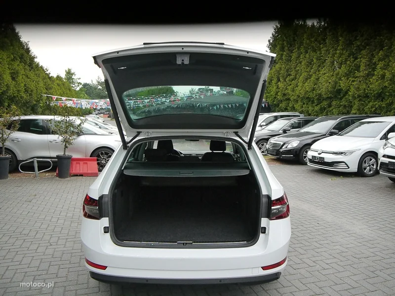 Skoda Superb III 16