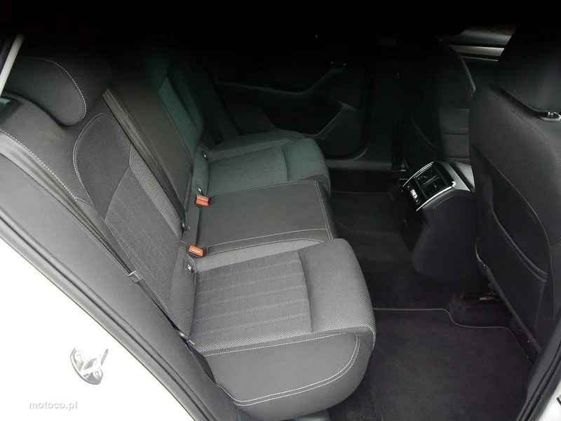 Skoda Superb III 36