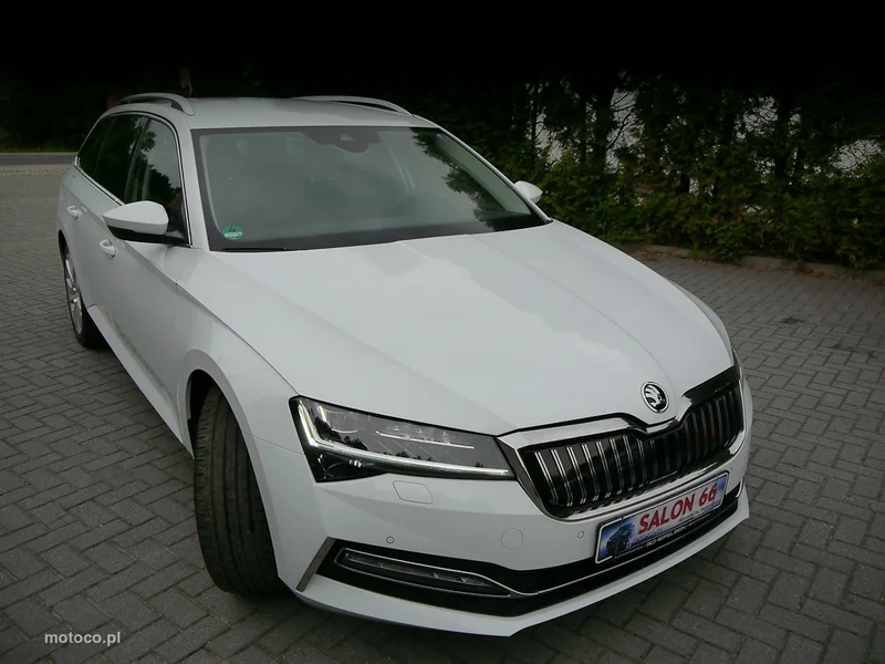 Skoda Superb III 9