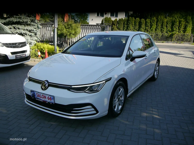 Volkswagen Golf VIII 4