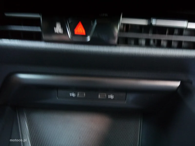 Volkswagen Golf VIII 38