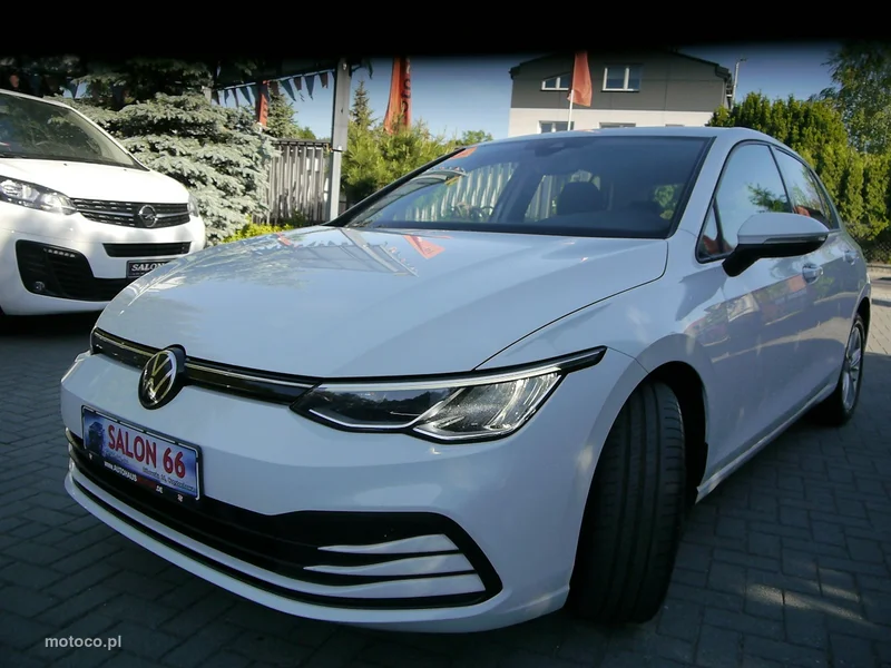 Volkswagen Golf VIII 8