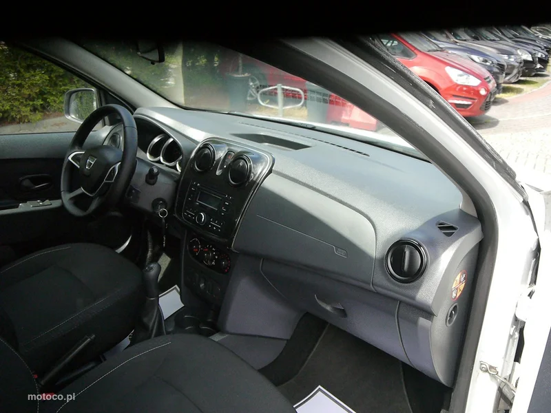 Dacia Sandero 14