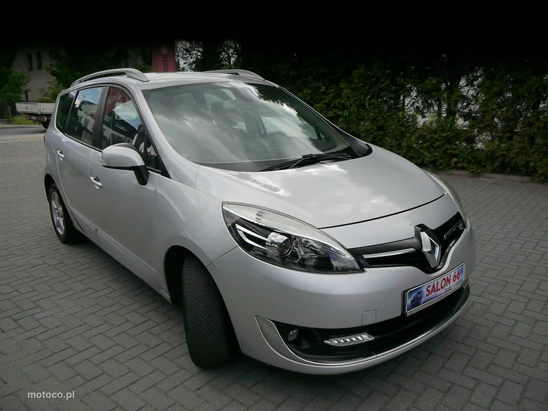 Renault Grand Scenic II 4