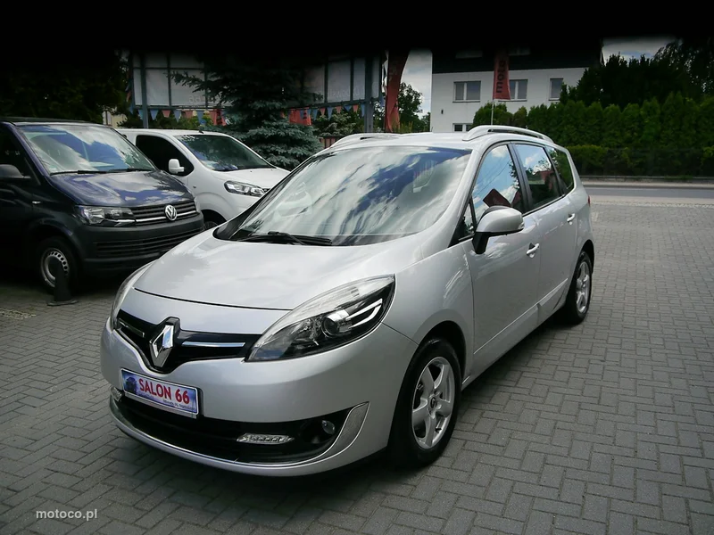 Renault Grand Scenic II 7
