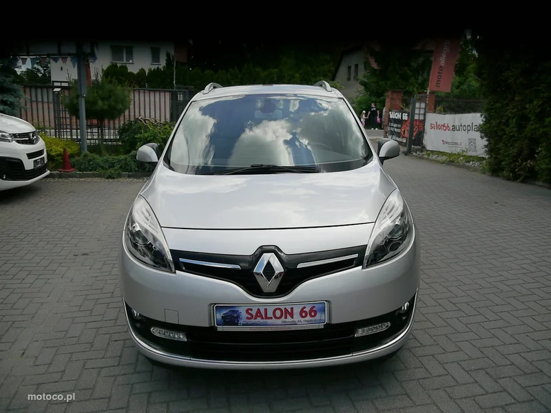 Renault Grand Scenic II 8