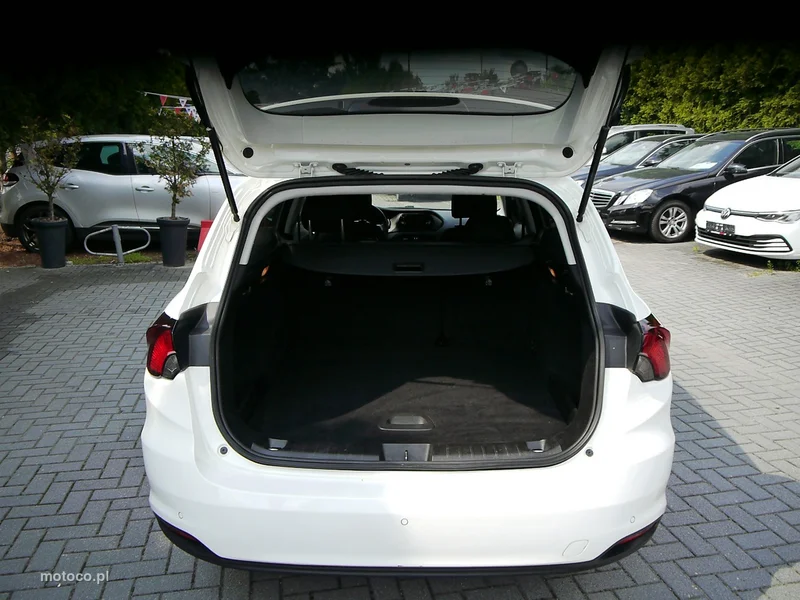 Fiat Tipo 15