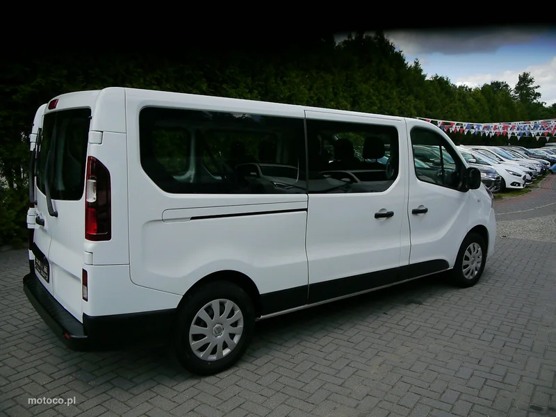 Renault Trafic III 12