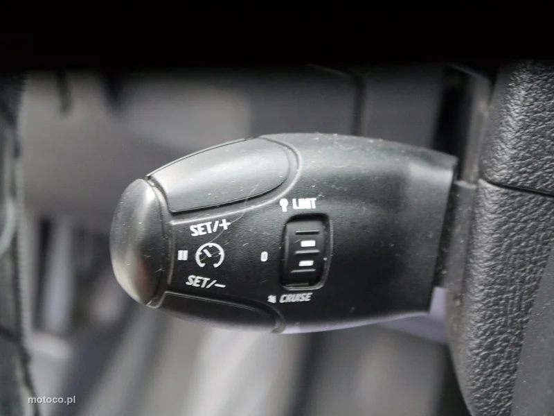 Peugeot 407 27
