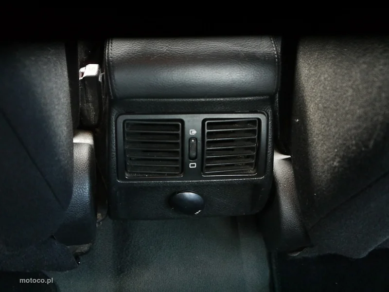 Peugeot 407 28