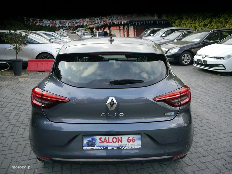 Renault Clio V 17