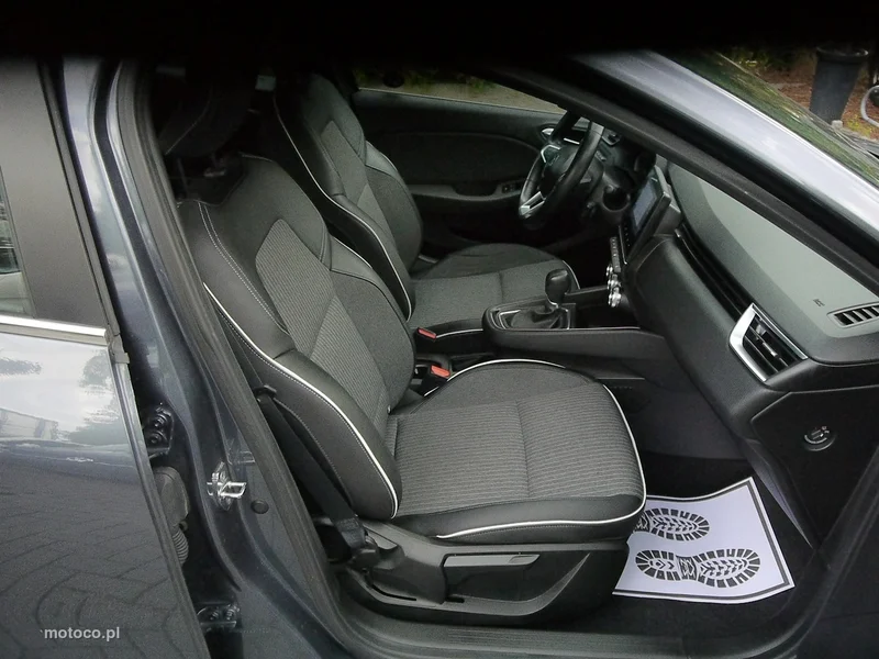 Renault Clio V 31