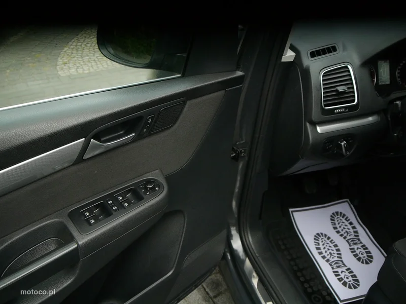 Volkswagen Sharan 7N 38