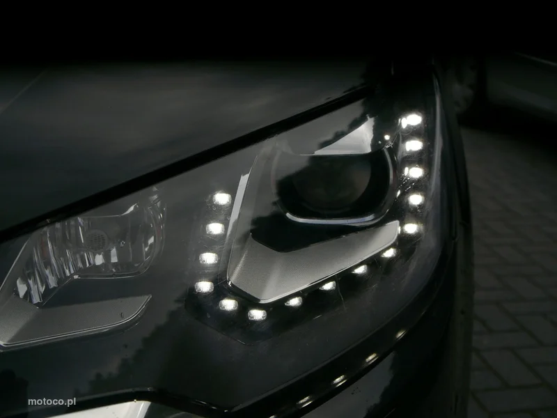 Volkswagen Sharan 7N 8