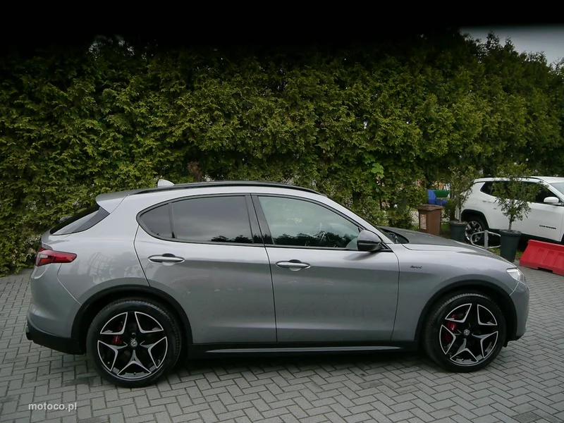 Alfa Romeo Stelvio 11