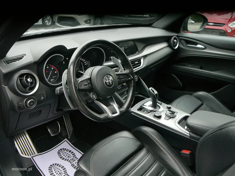 Alfa Romeo Stelvio 28