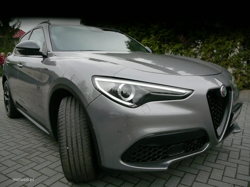 Alfa Romeo Stelvio 9