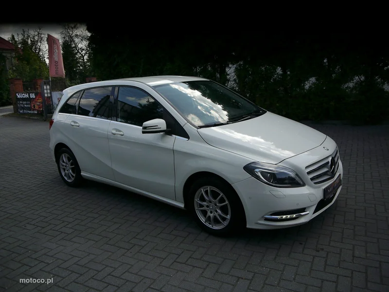 Mercedes-Benz Klasa B W246 B 180 18