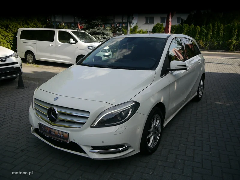 Mercedes-Benz Klasa B W246 B 180 3