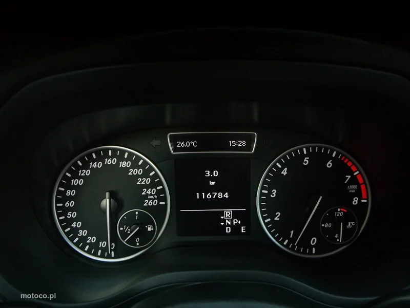 Mercedes-Benz Klasa B W246 B 180 22