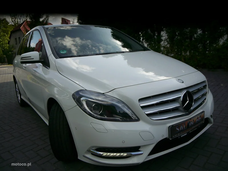 Mercedes-Benz Klasa B W246 B 180 9