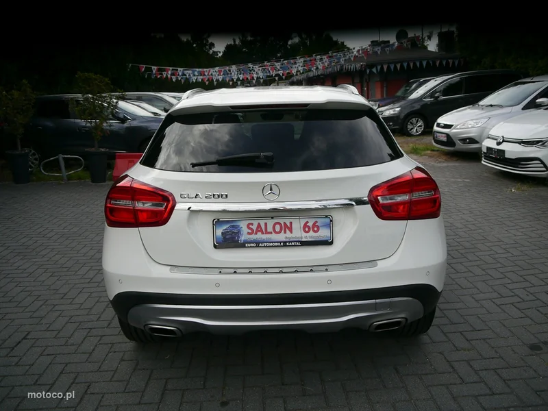 Mercedes-Benz GLA X156 GLA 180 14