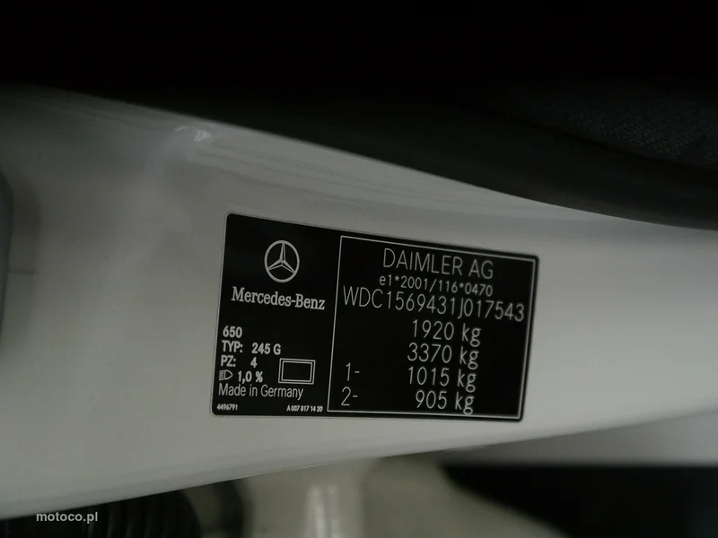 Mercedes-Benz GLA X156 GLA 180 39