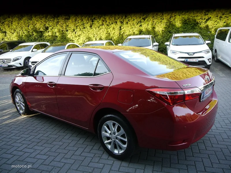Toyota Corolla E160/E170 12