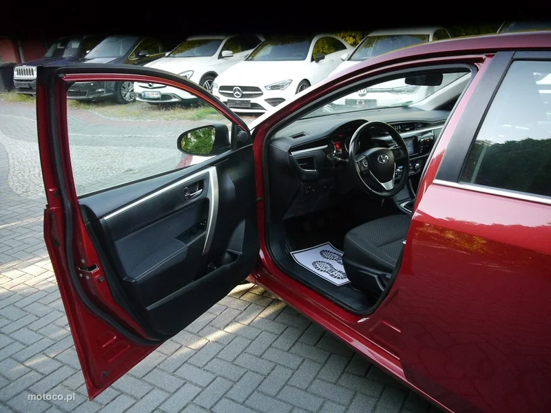 Toyota Corolla E160/E170 32