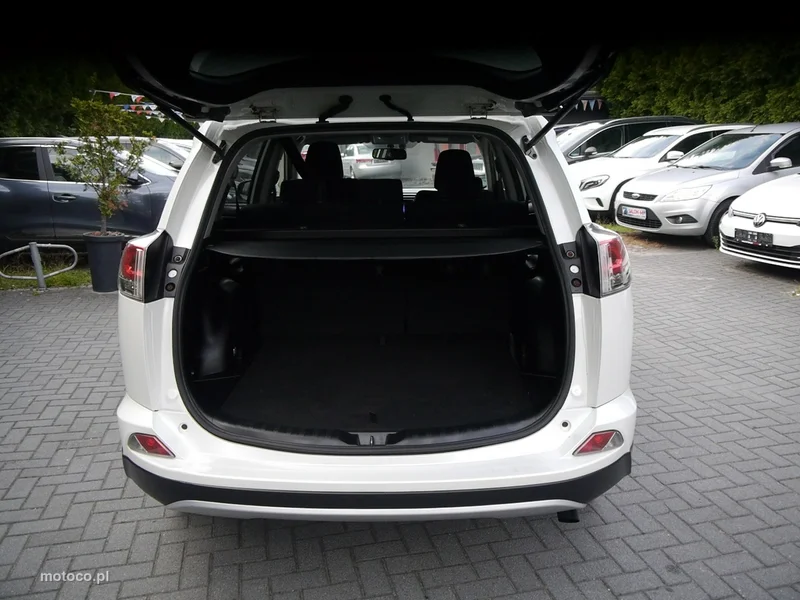 Toyota RAV 4 XA40 14