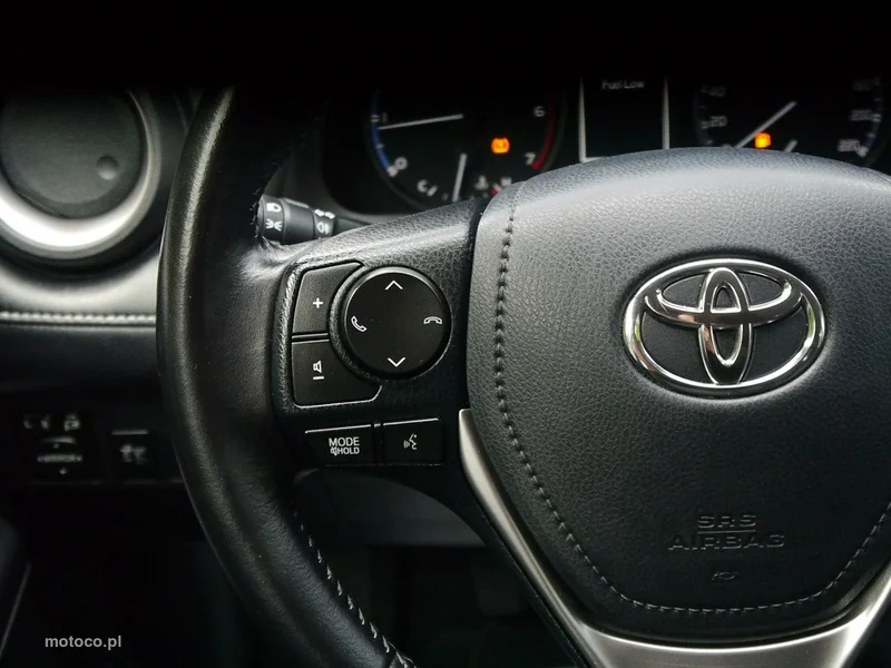 Toyota RAV 4 XA40 31