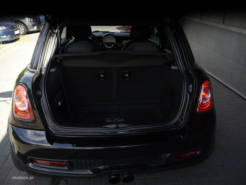 MINI Cooper S 19