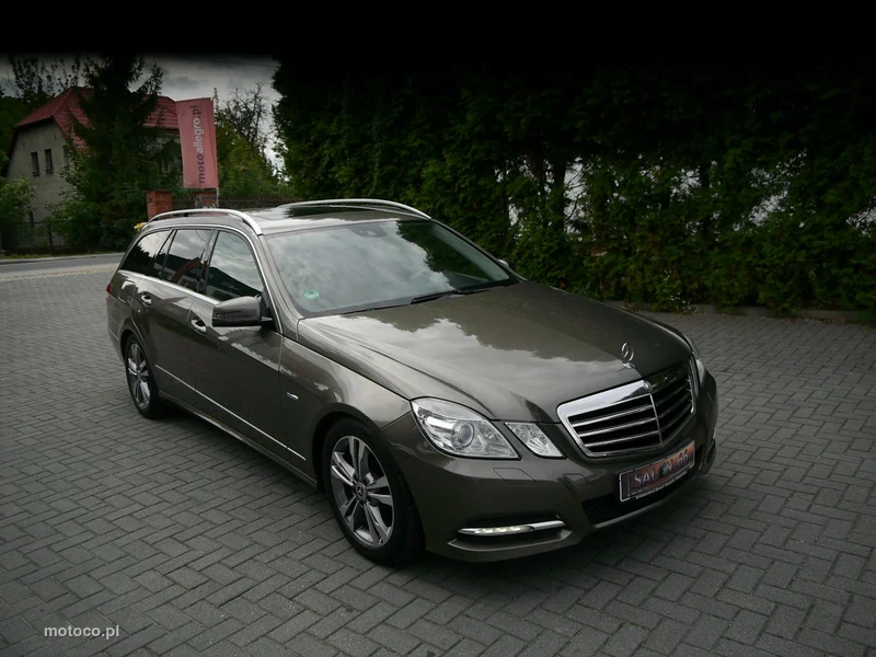 Mercedes-Benz Klasa E W212 E 200 3
