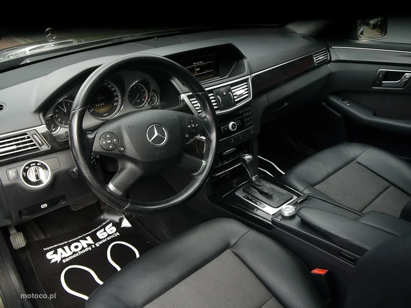 Mercedes-Benz Klasa E W212 E 200 34