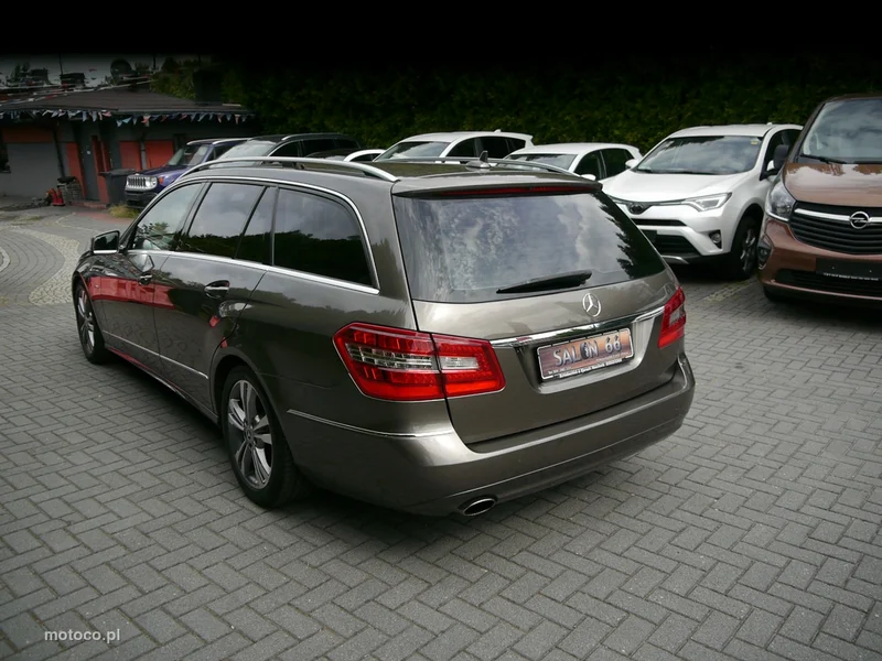 Mercedes-Benz Klasa E W212 E 200 6
