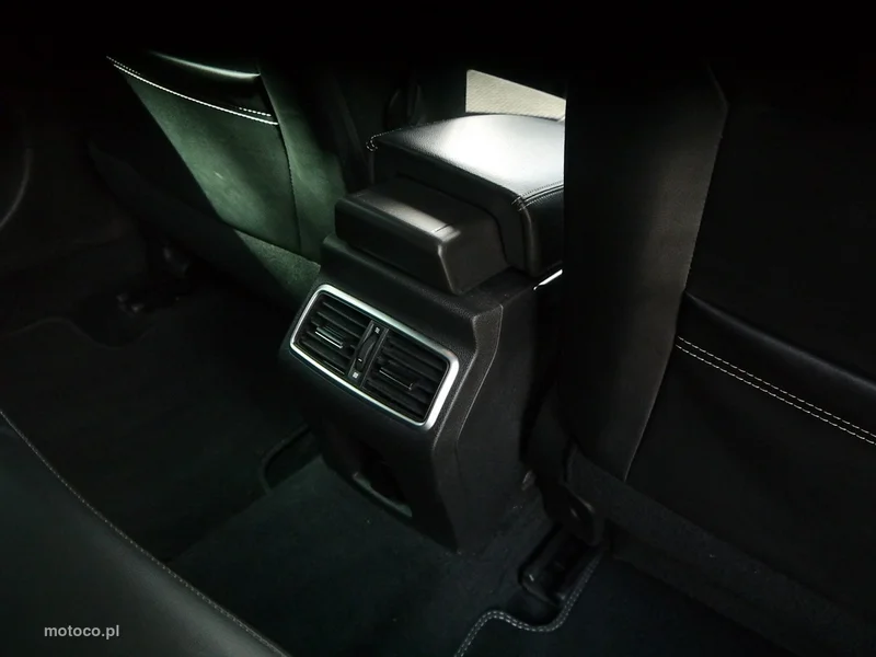 Renault Megane IV 38