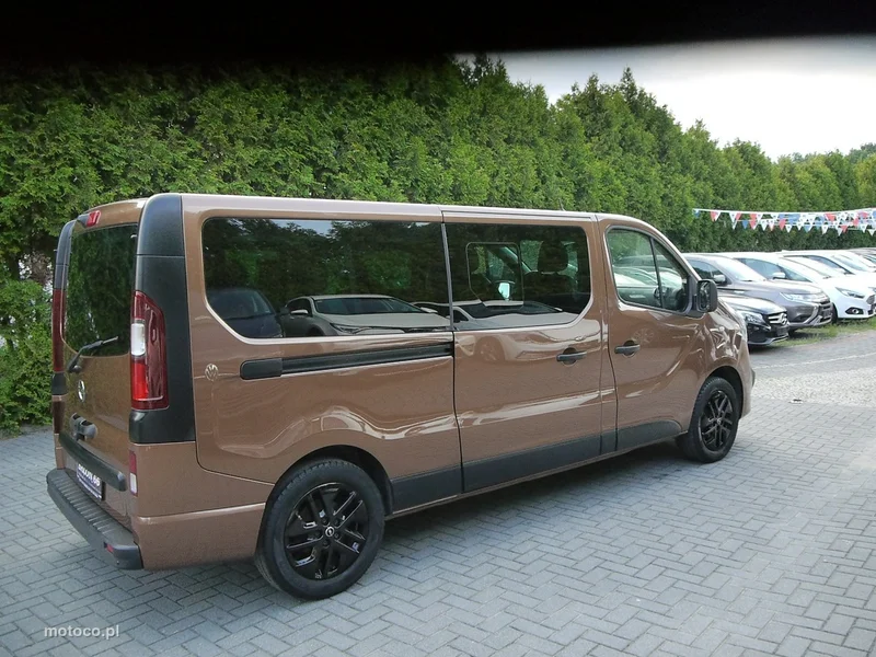 Opel Vivaro 13