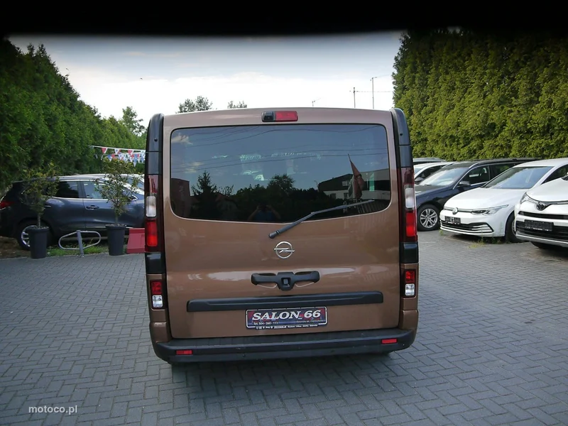 Opel Vivaro 14